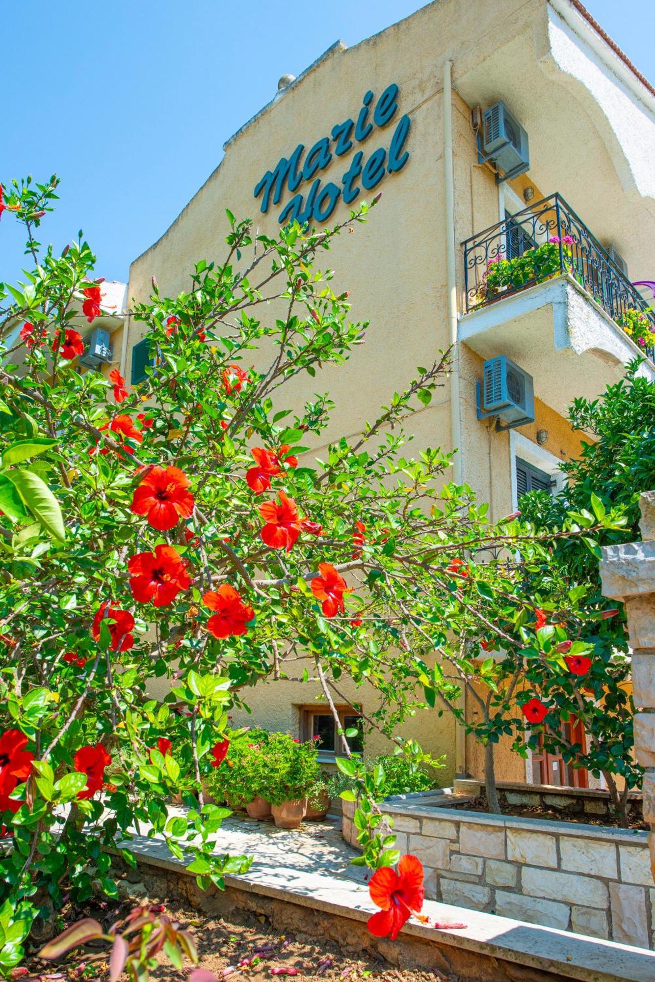 Marie Hotel Akharávi Eksteriør bilde